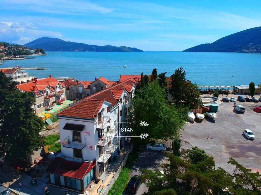 Apartmani Milena 赫尔采格诺维 外观 照片