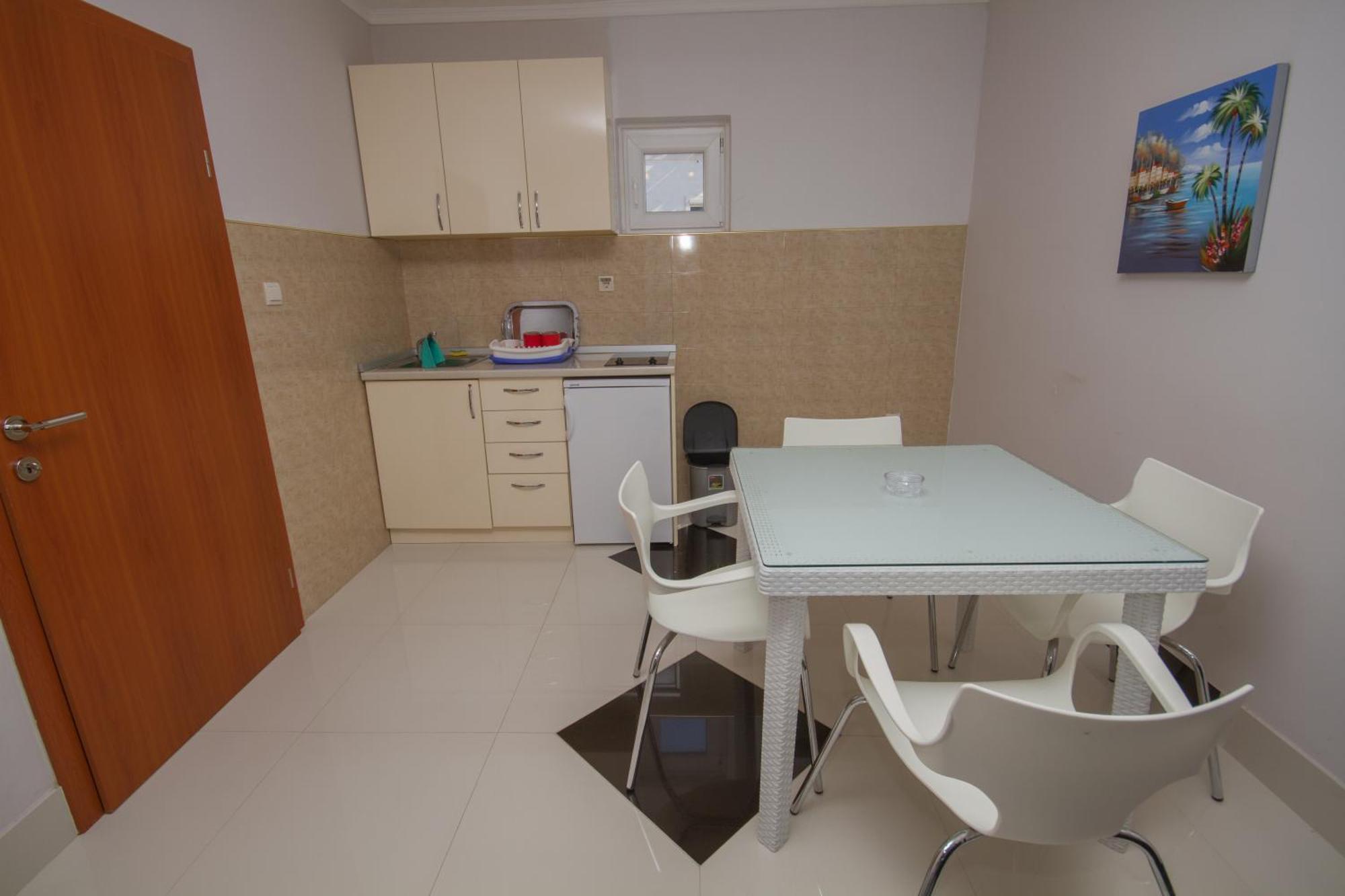 Apartmani Milena 赫尔采格诺维 外观 照片